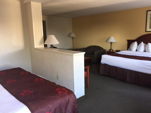 Days Inn & Suites By Wyndham Laurel Near Fort Meade Buitenkant foto